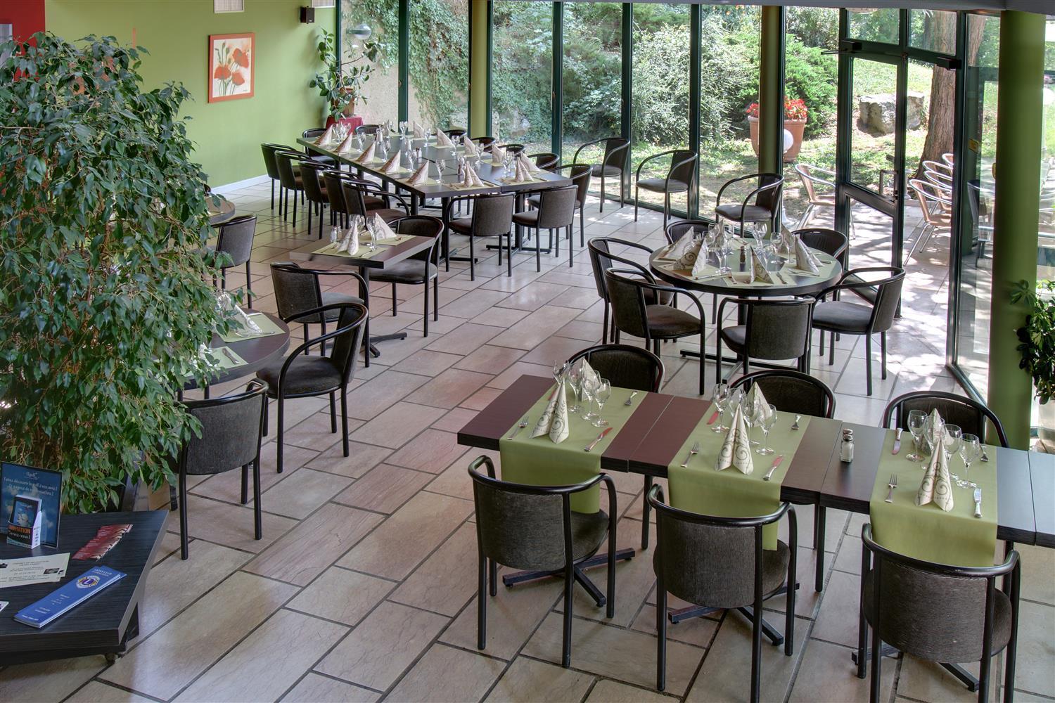 Best Western Golf D'Albon Exterior foto