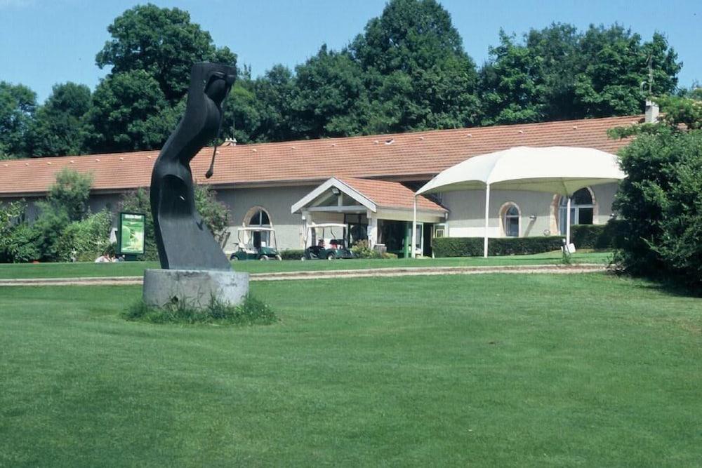 Best Western Golf D'Albon Exterior foto