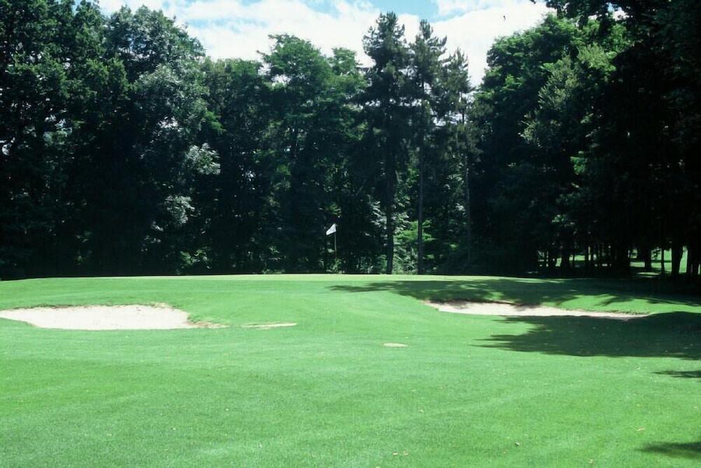 Best Western Golf D'Albon Exterior foto