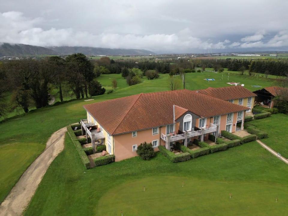 Best Western Golf D'Albon Exterior foto